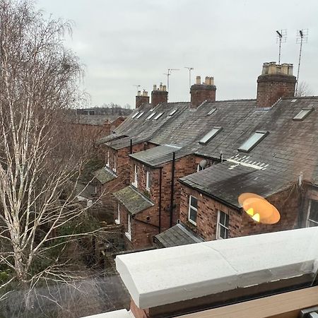 Chester Stays - Best Value Apartment With Free Parking In The Heart Of Τσέστερ Εξωτερικό φωτογραφία