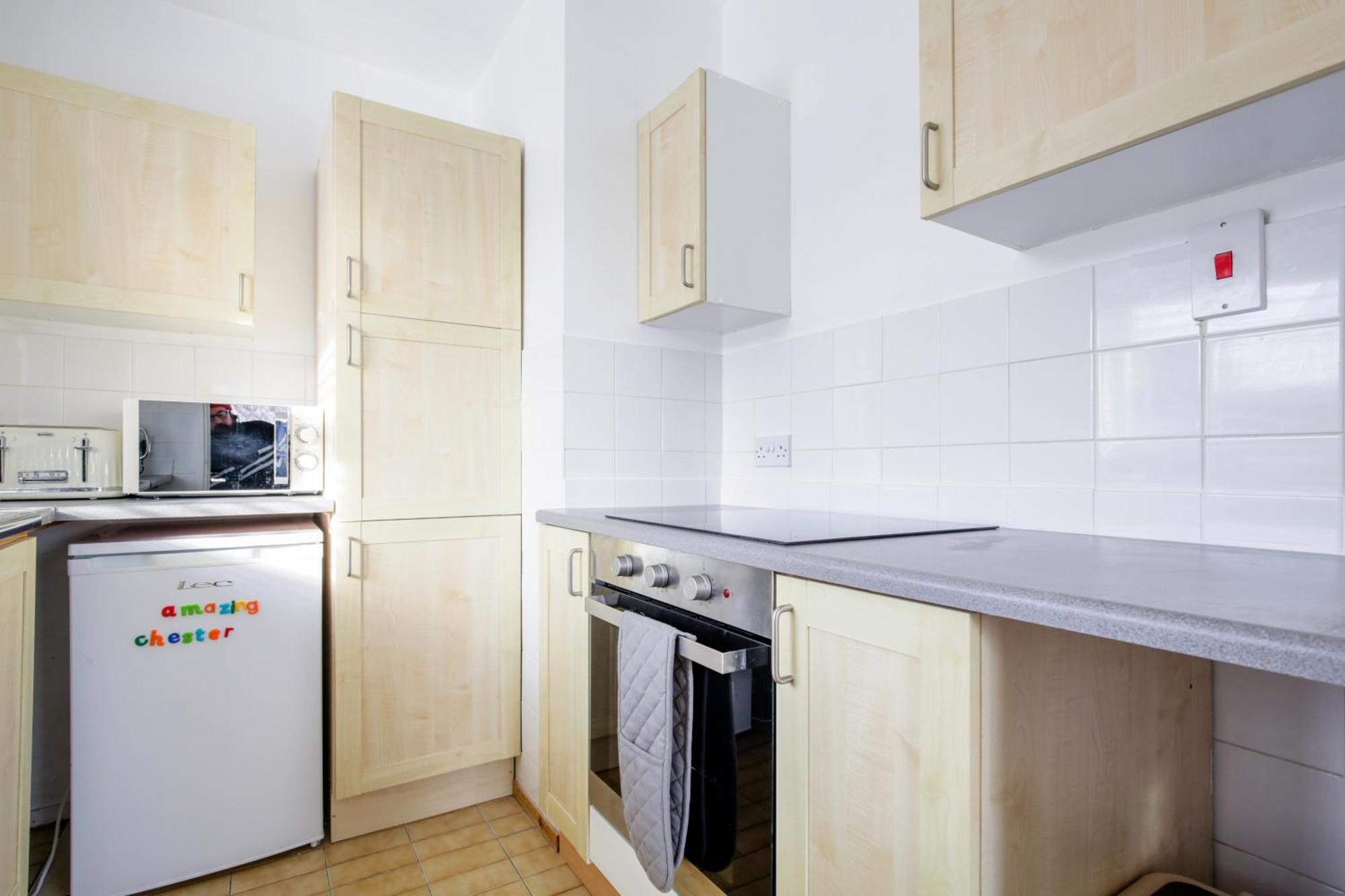Chester Stays - Best Value Apartment With Free Parking In The Heart Of Τσέστερ Εξωτερικό φωτογραφία